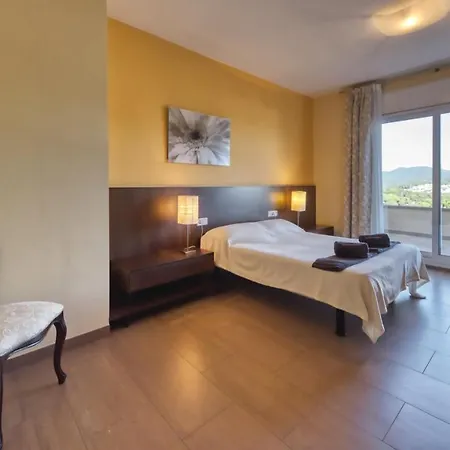 Sleeps 8 Pool Wifi * Lloret de Mar