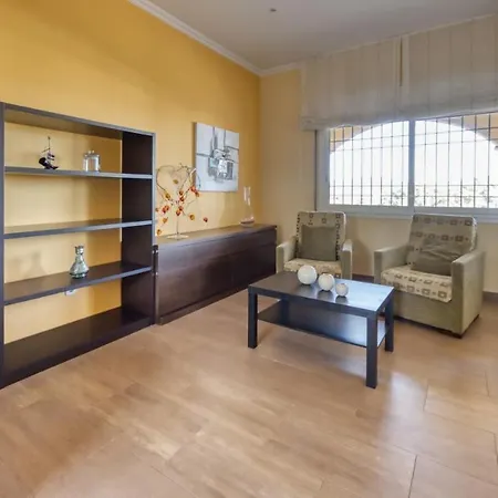 Sleeps 8 Pool Wifi Villa Lloret de Mar